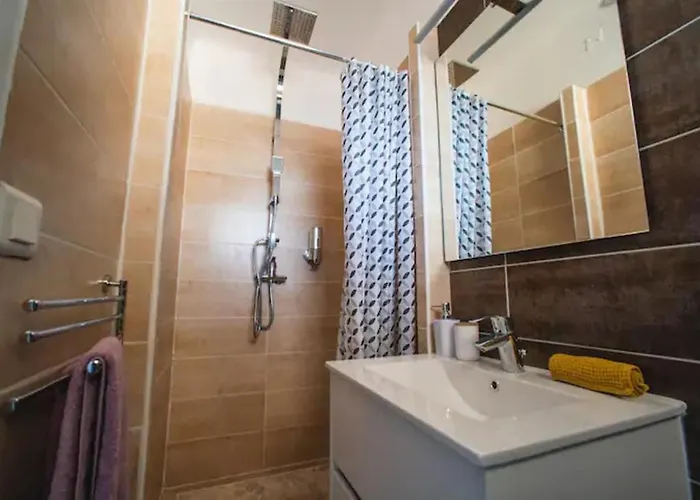 Renove - Le Cosy A 150m De La Apartamento *