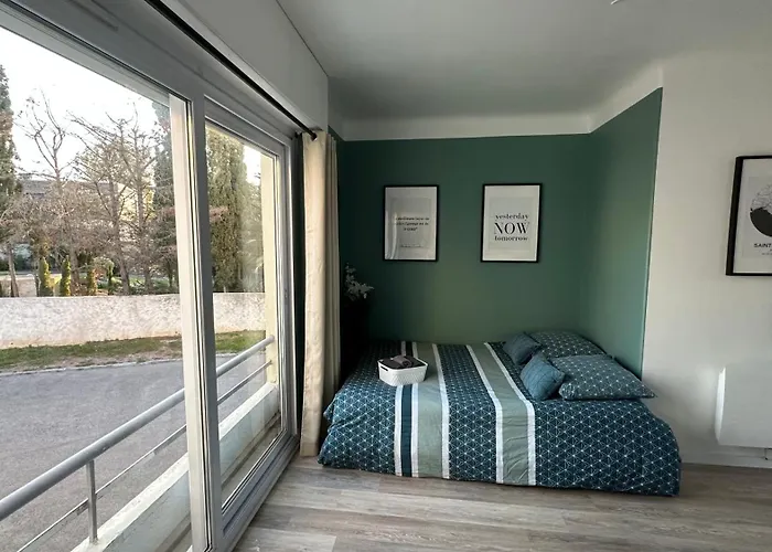 Renove - Le Cosy A 150m De La Apartmán Saint-Raphaël