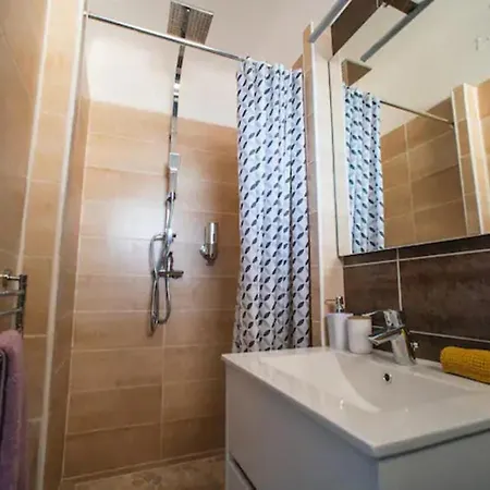 Renove - Le Cosy A 150m De La Apartment *